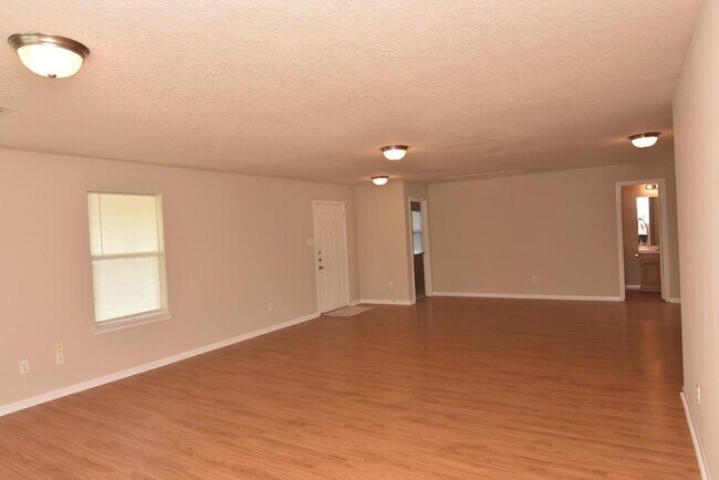 Foto del edificio - 12745 Lake Conroe Hills Dr