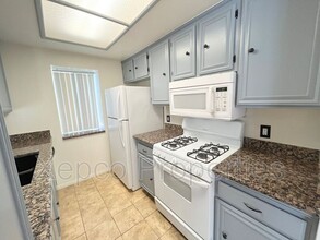 Building Photo - 74800 Sheryl Ave