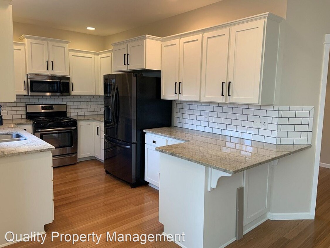 Primary Photo - 4 br, 3 bath House - 120 McCully Lane