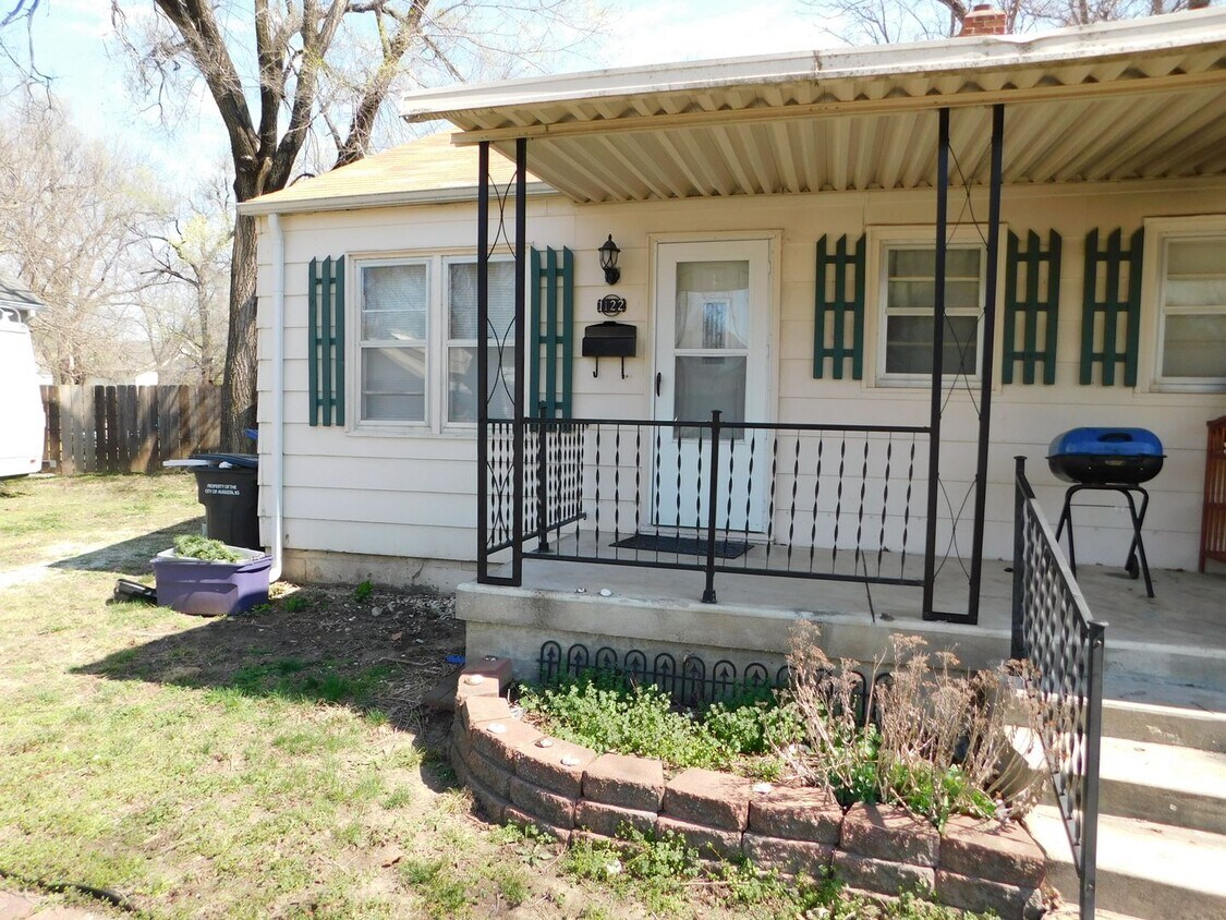 1122 Ada, Augusta, KS 67010 House Rental in Augusta, KS