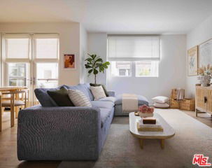 Building Photo - 6030 S Seabluff Dr