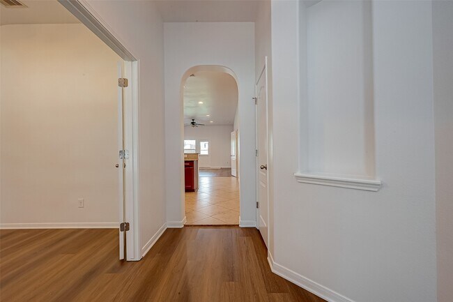 Foto del edificio - 502 Stream Mill Ln