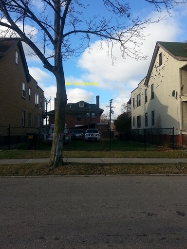 Building Photo - 5017 Holcomb St