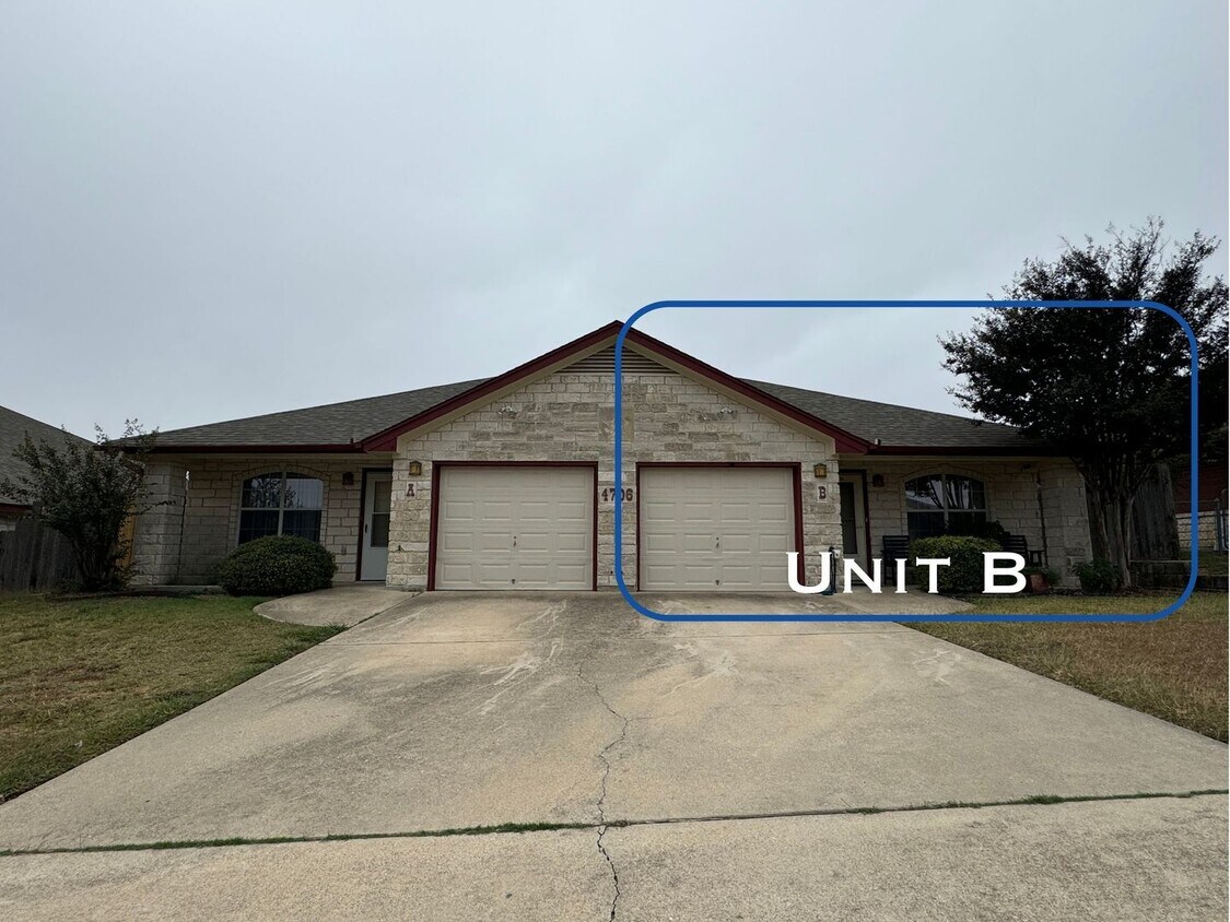 Building Photo - 4706 John David Dr