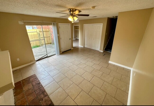 Building Photo - 11634 W Sherwood Meadow Ave