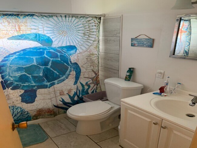 Foto del edificio - 4417 White Pine Dr NE