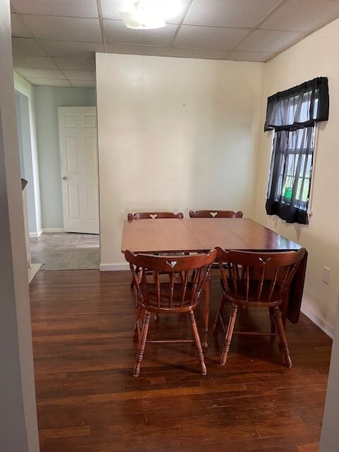 Primer piso - 2730 6th Ave