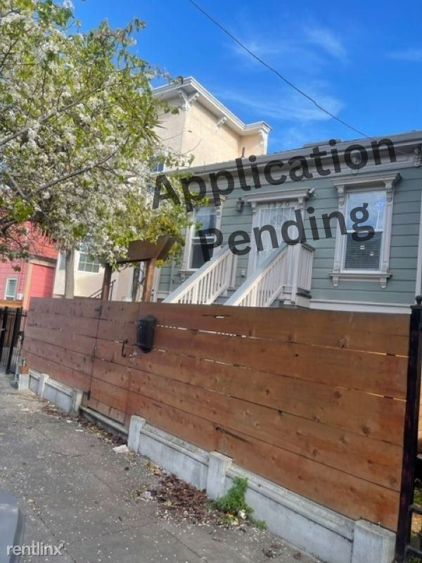 4 br, 2.5 bath House 1320 Peralta St House Rental in Oakland, CA