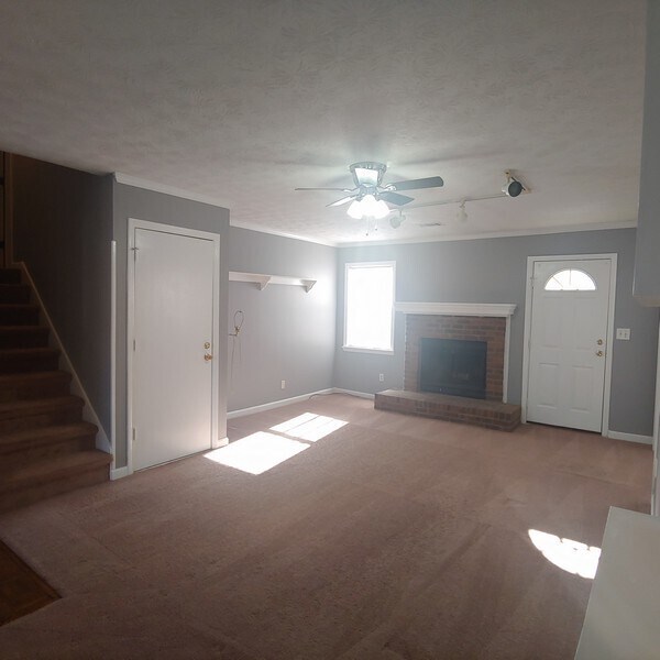 Foto del edificio - 5488 Forest Pines Dr