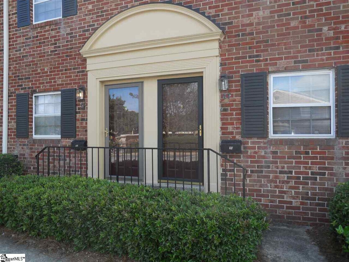 2530 E North St Unit 4F, Greenville, SC 29615 Condo for Rent in