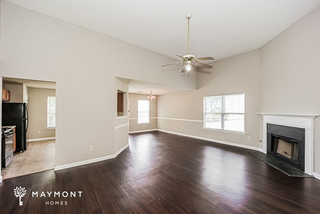 Building Photo - 5285 Cattail Ln