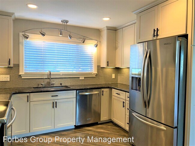 Building Photo - 5 br, 3 bath House - 2008 Cirone Way