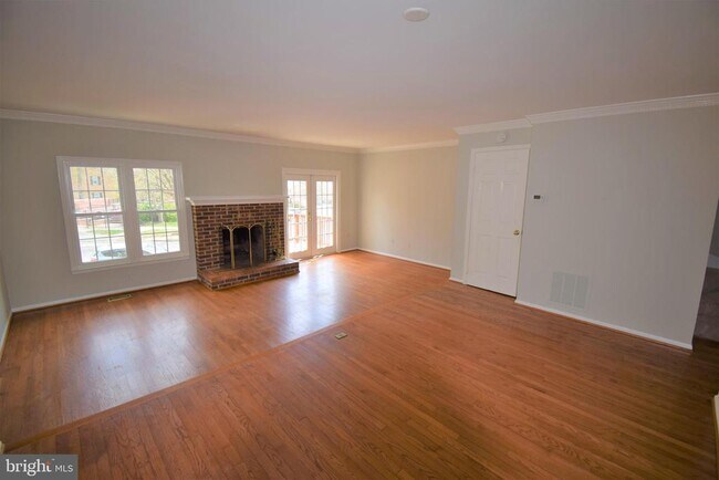 Foto del edificio - 8243 Cedar Landing Ct