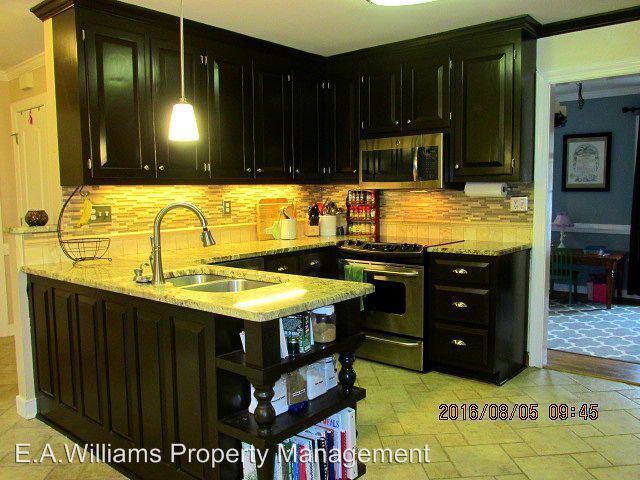 Building Photo - 1537 Winbury Dr