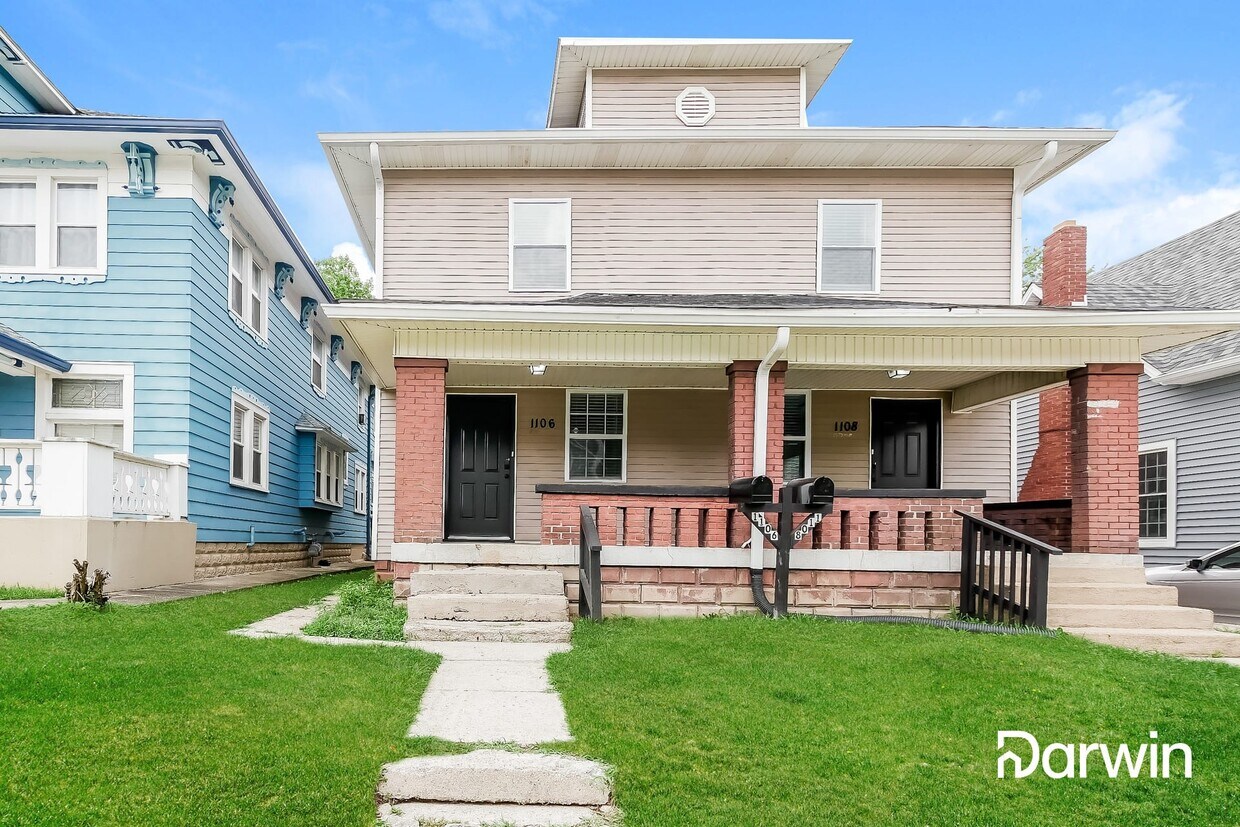 Primary Photo - 1106 N Oakland Ave