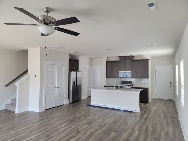 Foto del edificio - 123 Ted Dr