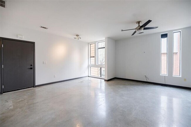 Foto del edificio - 972 DeKalb Ave NE