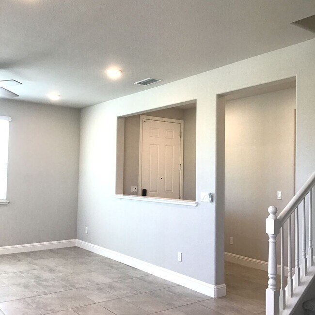 Building Photo - New home in Rancho Cordova in Veranda at S...