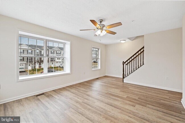Foto del edificio - 246 Stratford dr
