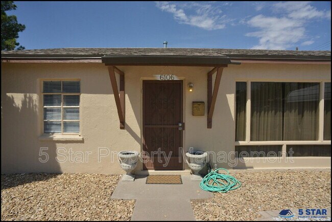 Building Photo - 6106 Tejas Dr
