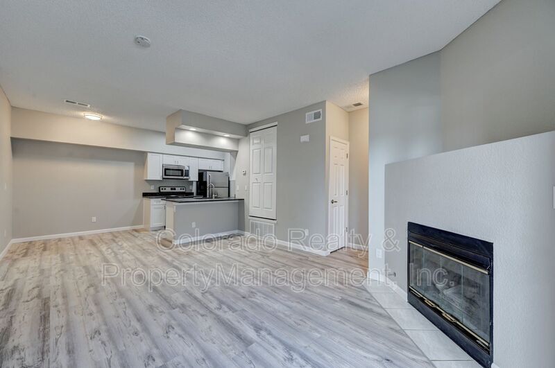 8055 W Eastman Pl Unit 105, Lakewood, CO 80227 Condo for Rent in