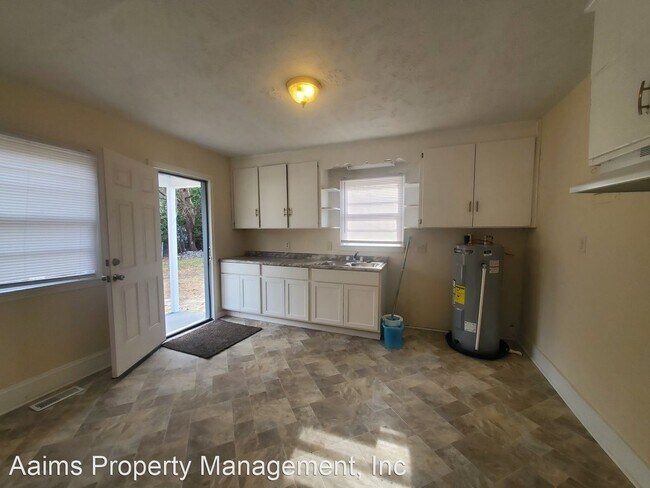 Building Photo - 2 br, 1 bath House - 200 Jasper Street