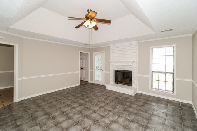 Building Photo - 4022 Castile St