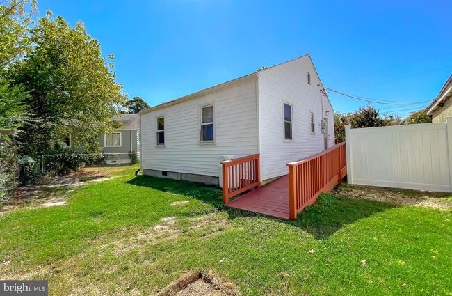 Building Photo - 45336 Stark Dr