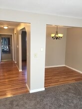 Building Photo - 5564 Glimmerglass Path