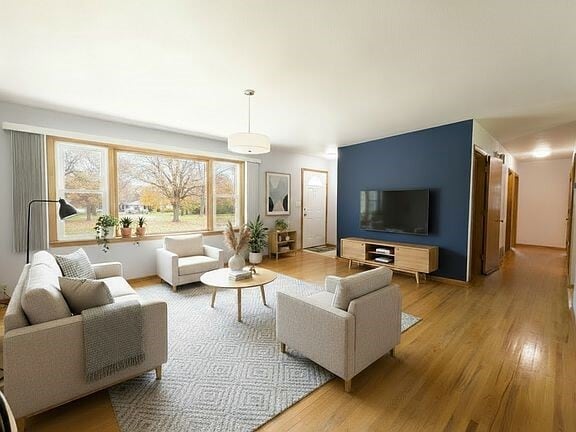 Foto del edificio - 525 Maple Ln