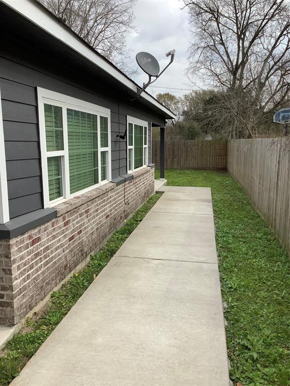 1906 Benson St Unit 2, Houston, TX 77020 Room for Rent in Houston, TX