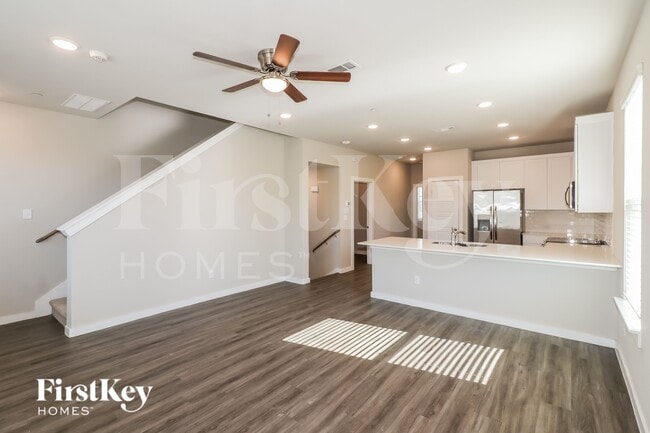 Building Photo - 18436 Idyllic Aly