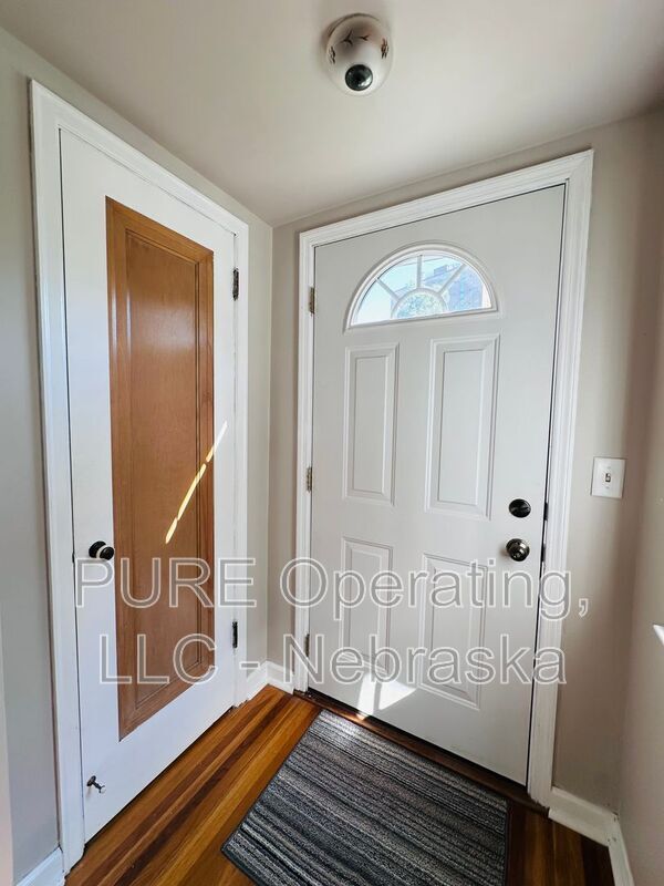Foto del edificio - 830 S 54th St