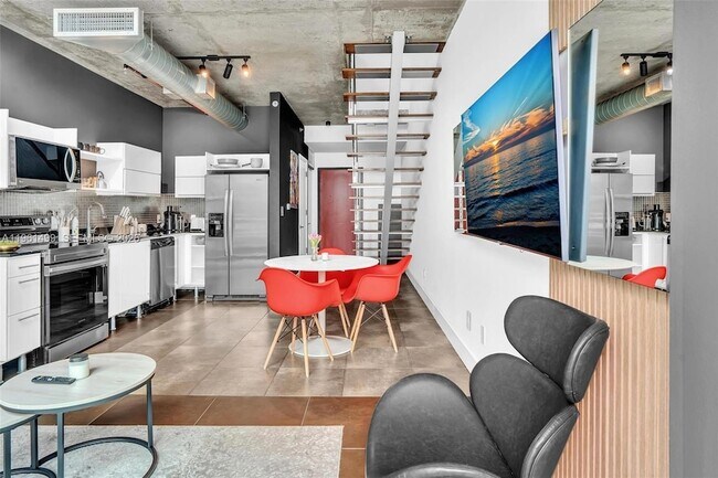 Foto del edificio - 690 SW 1st Ct