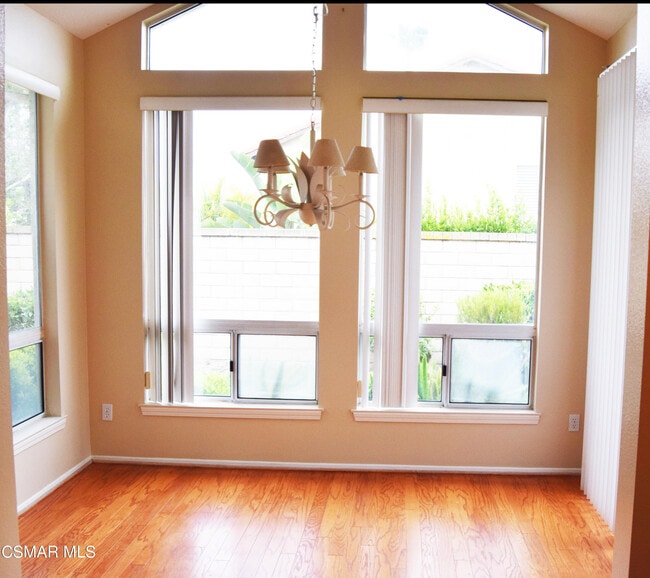Building Photo - 1715 Fox Springs Cir