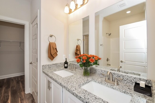 Building Photo - 1151 Walker Point Wy