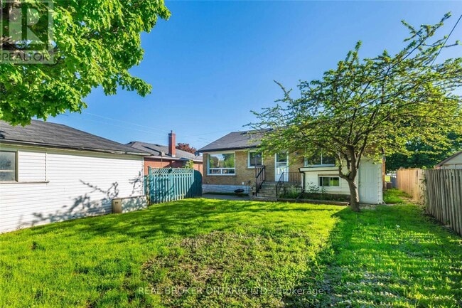 Building Photo - 1203 Wecker Dr