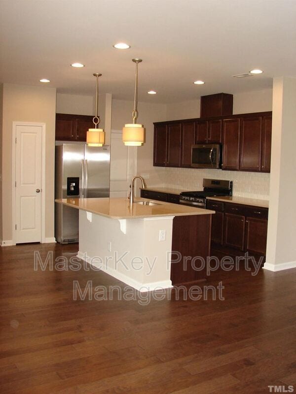 Building Photo - 2800 Lanasa Ln