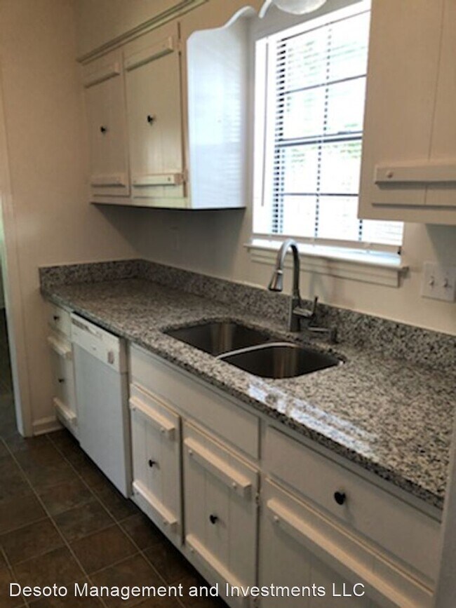 Building Photo - 3 br, 2 bath House - 7250 English Oak