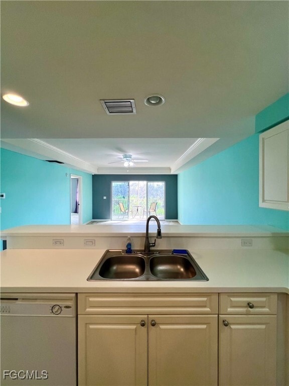 Foto del edificio - 1787 Four Mile Cove Pkwy