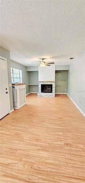 Foto del edificio - 317 Pleasant St