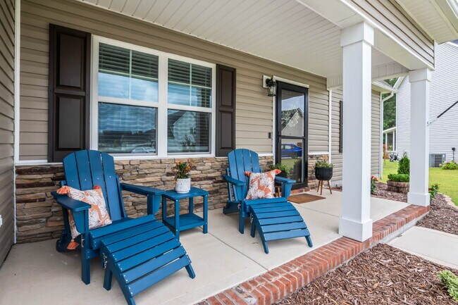 Building Photo - 410 Silverstone Pl