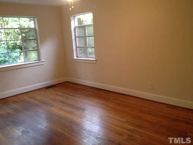 Building Photo - 2829 Mayview Rd