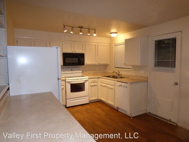 Building Photo - 3 br, 1 bath House - 4748 Ward Drive