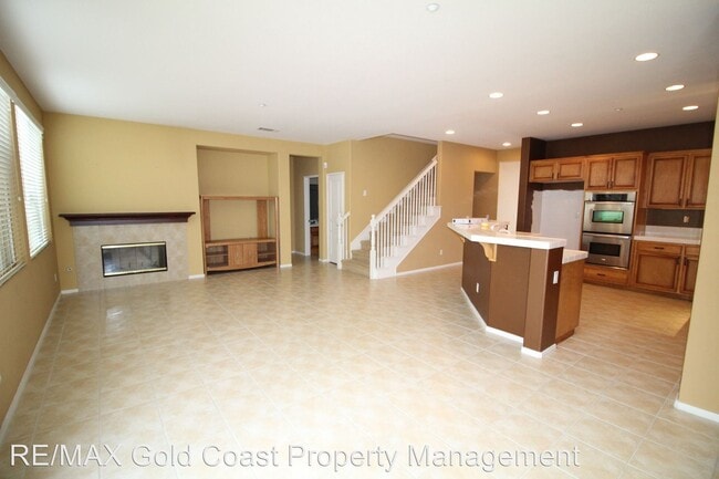 Building Photo - 5 br, 3 bath House - 1413 Vida Dr