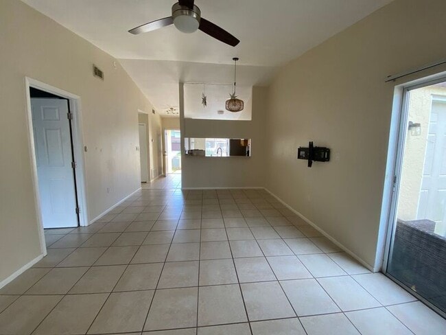 Building Photo - 838 Barbados Ave