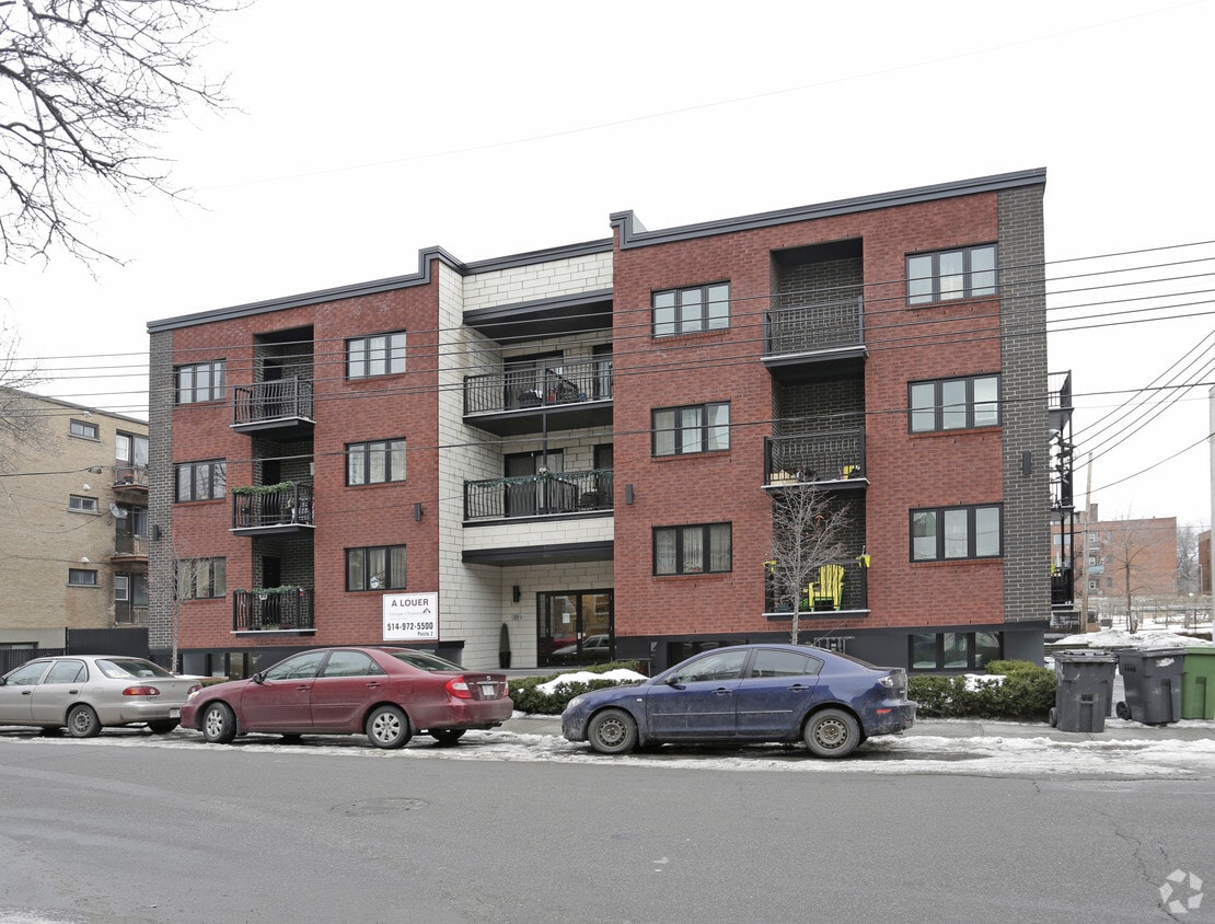 Building Photo - 4840 Av Bourret