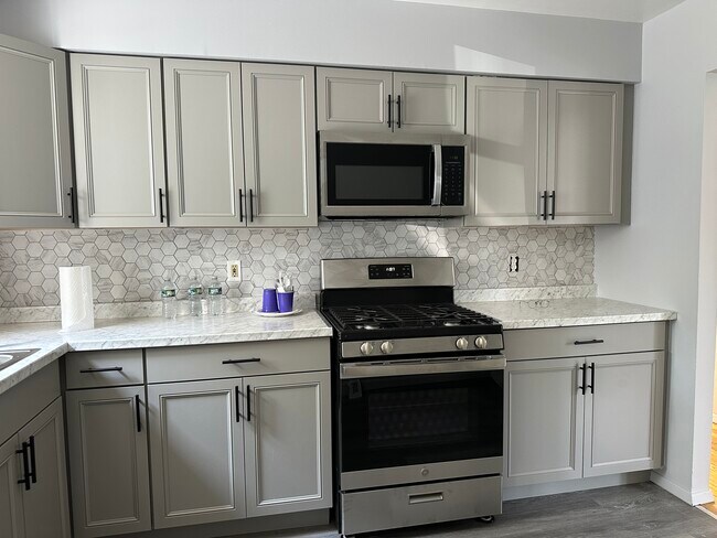 Cocina nueva - 234 Crombie St