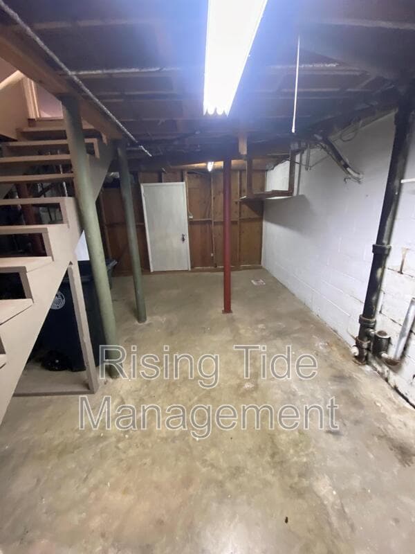 Foto del edificio - 1505 Pine Tree Dr