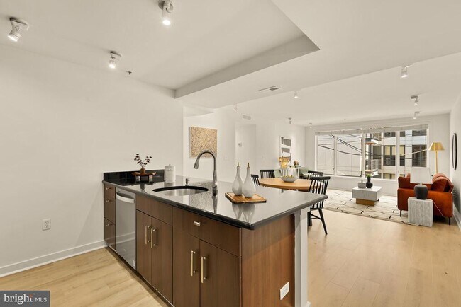 Foto del edificio - 1423 Newton St NW